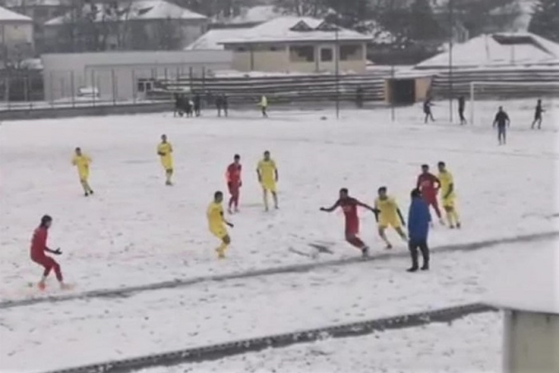 Debut cu dreptul pentru Adi Racoviță pe banca lui Sporting Juniorul