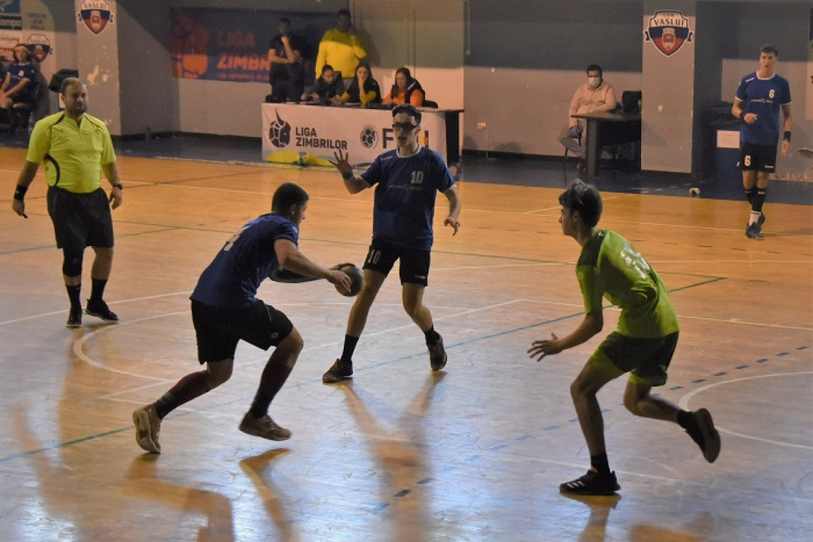 Juniorii 2 de la LPS Vaslui rămân cu maxim de puncte după primele două etape