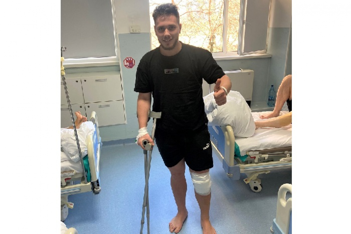 Hușeanul Valentin Mihăiță a fost operat la picior