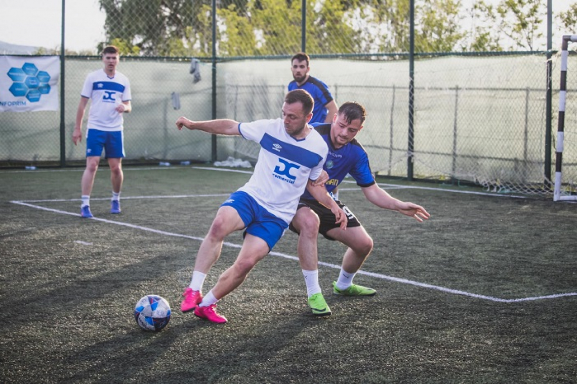 Două neprezentări la minifotbal