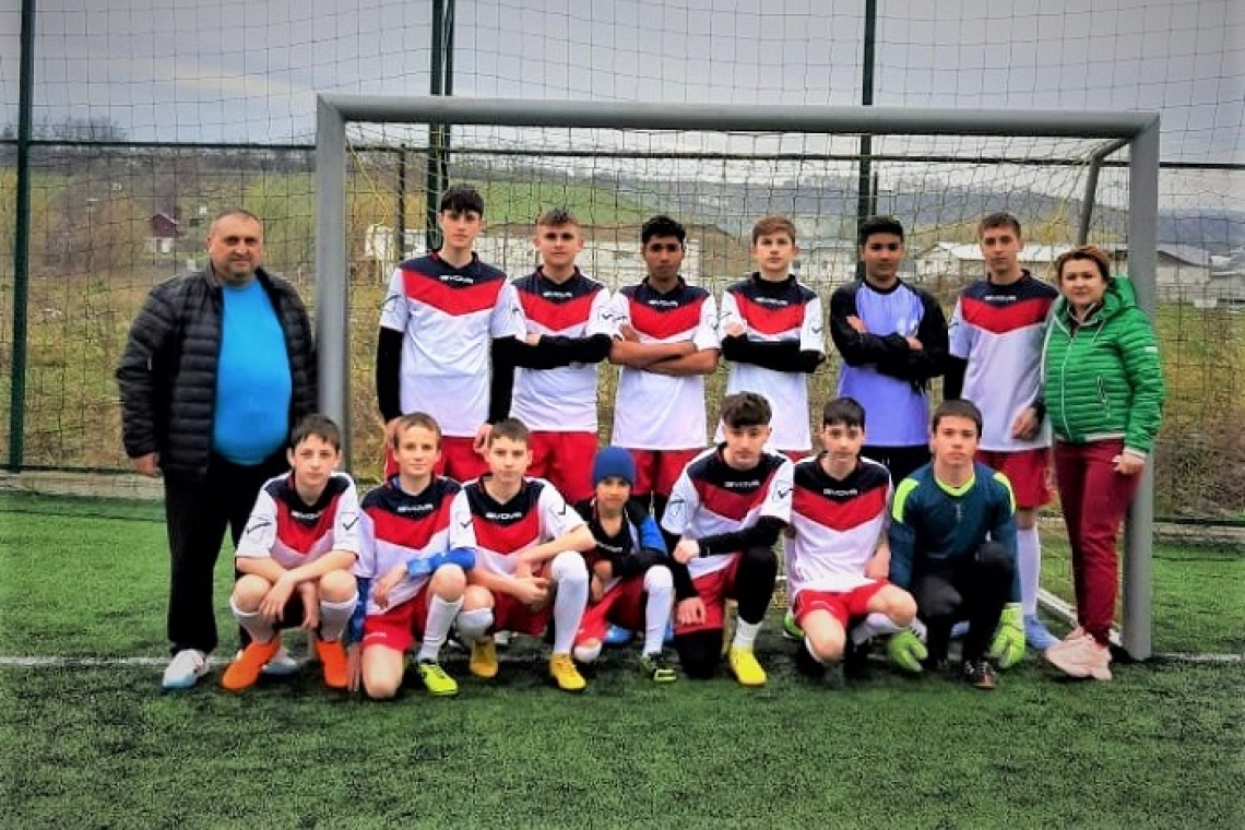 Școala Lipovăț singura din mediul rural prezentă la faza zonală