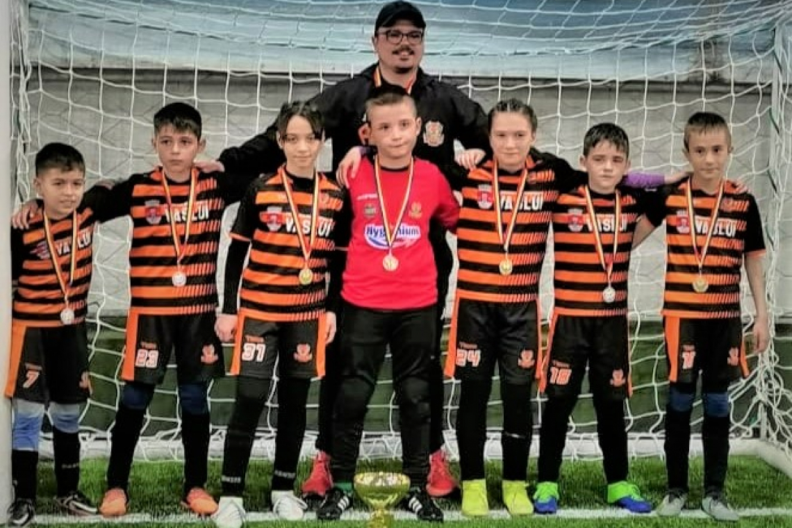 Grupa 2014 de la Tigers Vaslui a câștigat Cupa de Primăvară TNT de la Bacău