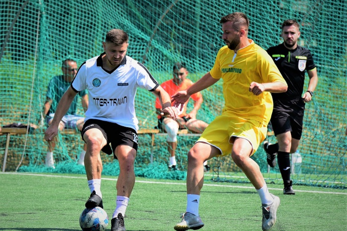 Salvatorii au câștigat Memorialul „Georgel (Jojo) Ciobanu” la minifotbal
