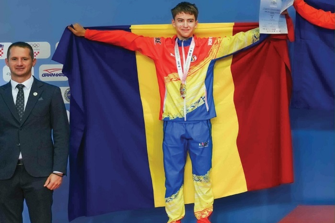 O nouă medalie mondială pentru ACS Liga de Est! Emilian Zaharia, vicecampion mondial la taekwon-do ITF