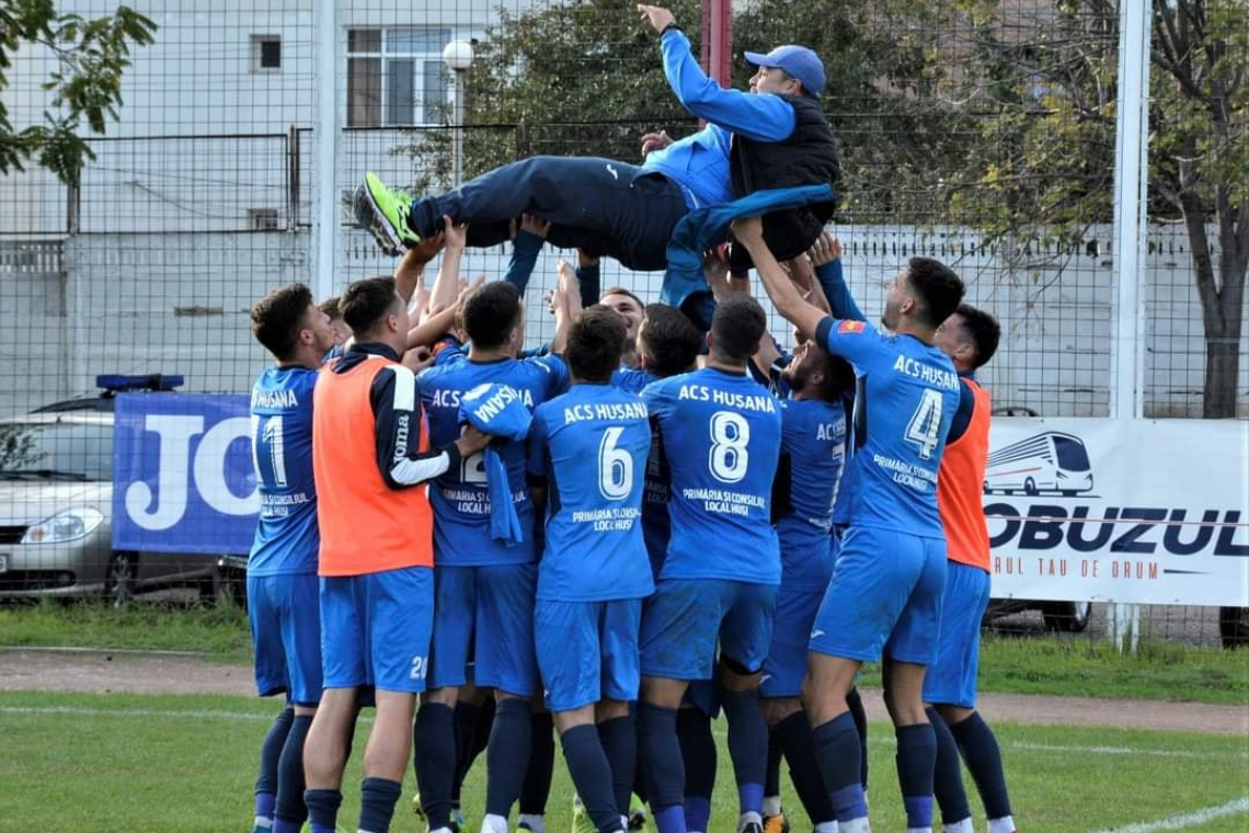 Fanii vor pe FCSB la Huși!
