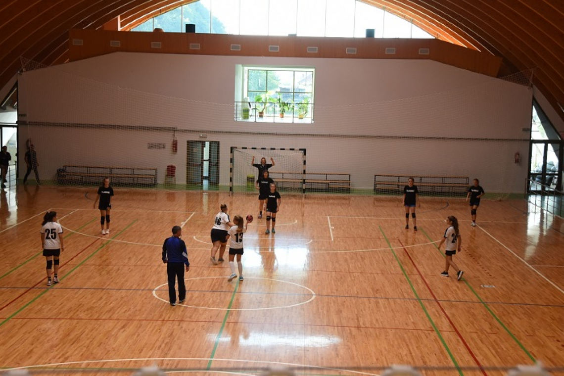 Fără juniori 1 în competițiile de juniori la handbal