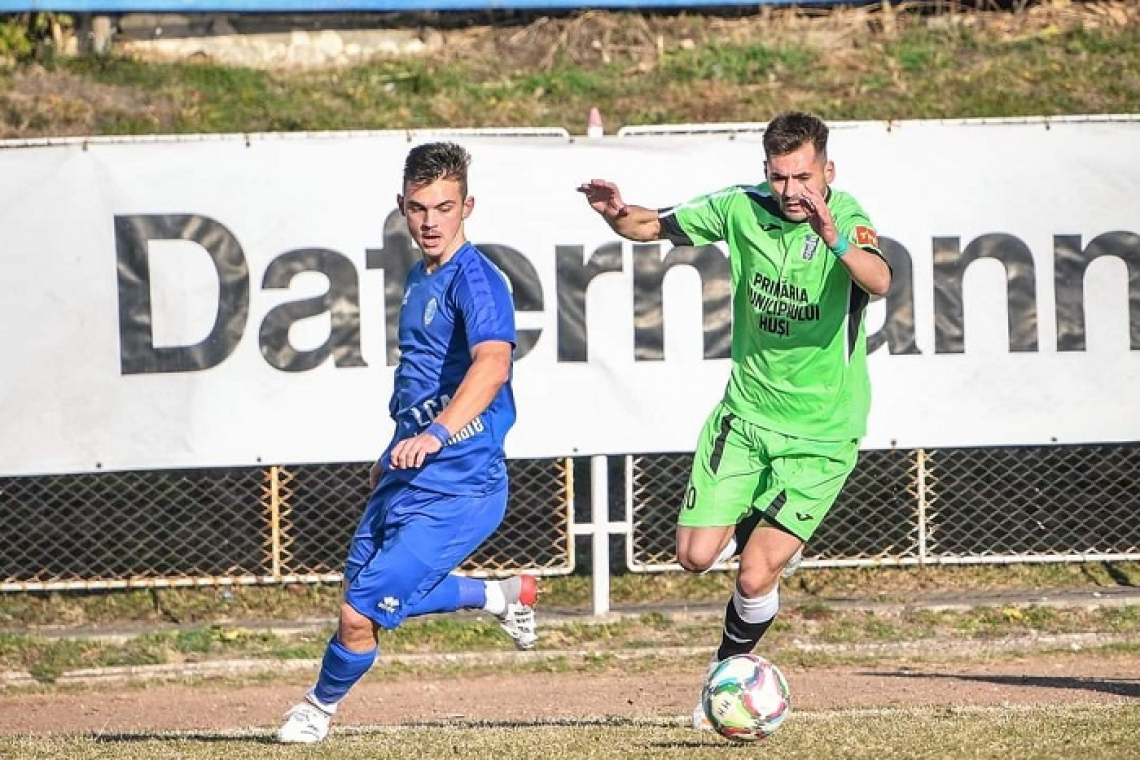 Adi Viorică s-a despărțit de ACS Hușana Huși