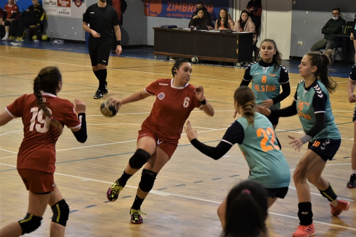 Handbalistele junioare 2 de la LPS Vaslui au revenit în fotoliul de lideră a grupei