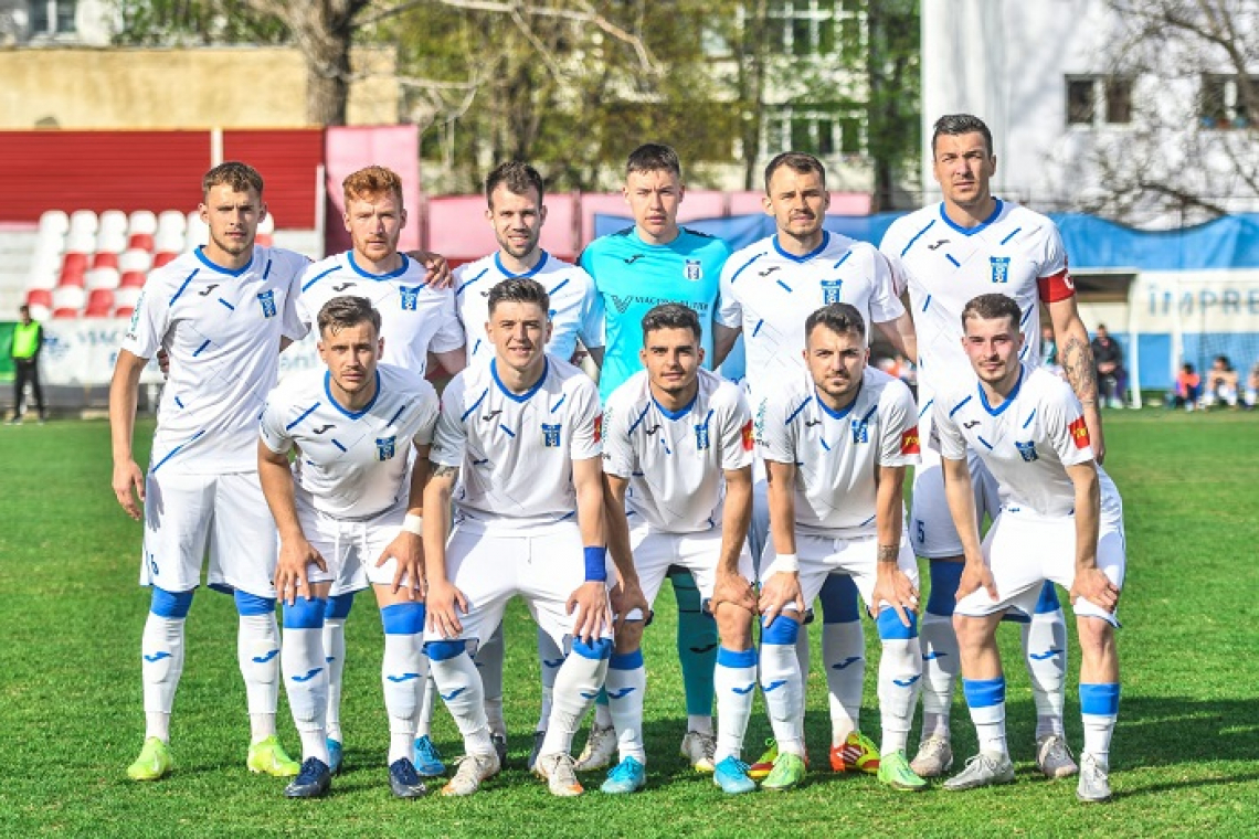 Sute de hușeni au strigat ”Hușana!”