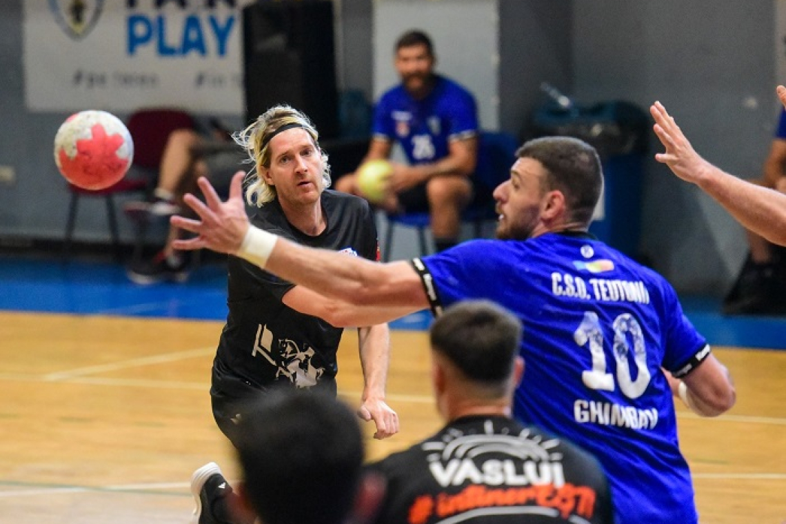 CSM Vaslui participă la un puternic turneu de pregătire la Turda