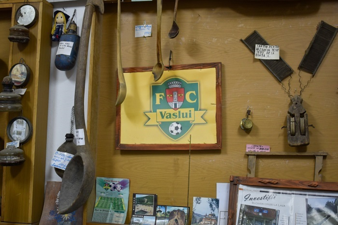 Sigla FC Vaslui, expusă într-un muzeu sătesc din comuna Laza!