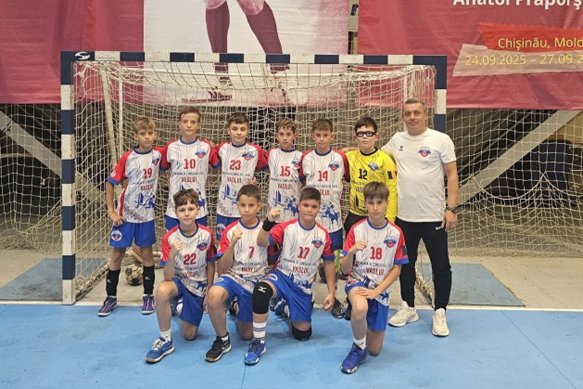CSM Vaslui și LPS Vaslui participă la un turneu internațional de handbal la Chișinău