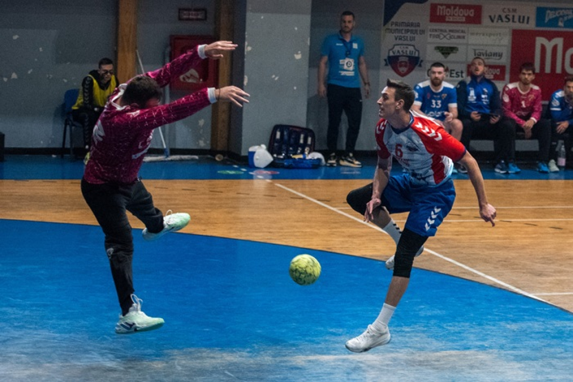 Mihai Andronic, noul favorit al tribunelor din Vaslui! Două goluri și aplauze la scenă deschisă în victoria cu Sighișoara