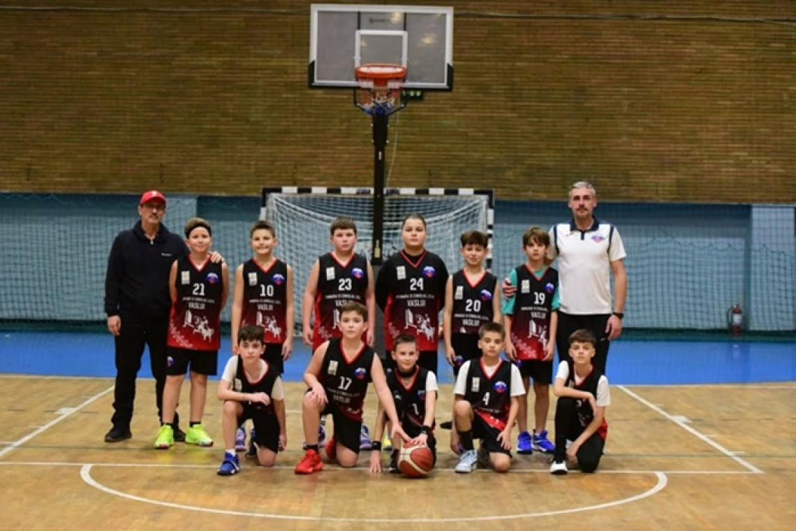 Puștii de la CSM Vaslui se duelează cu giganții baschetului românesc! Provocare de foc la Competiția Națională U12 de la Costinești