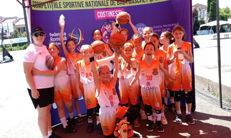 Micile „tigroaice” din Vaslui pornesc spre marea provocare! Sporting Tigers atacă Festivalul Național de Minibaschet de la Costinești