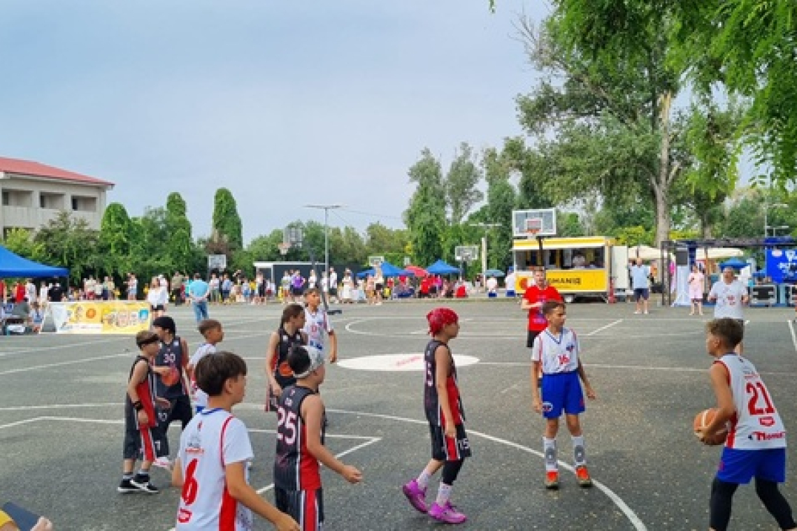 A treia victorie pentru micii baschetbaliști! Echipa U12 a CSM Vaslui continuă parcursul excelent la Costinești