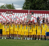 ACS Hușana Huși, premiată de FRF și AJF Vaslui pentru titlul de campioană națională a Seriei 2 la U15