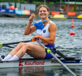 EMOȚIONANT | A cântat imnul României pentru o vasluiancă! Bianca Camelia Ifteni a plâns pe podium după ce a devenit campioană mondială