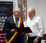 Constantin Olaru, omul care a crescut campioni ai automodelismului, a devenit Cetățean de Onoare al Vasluiului