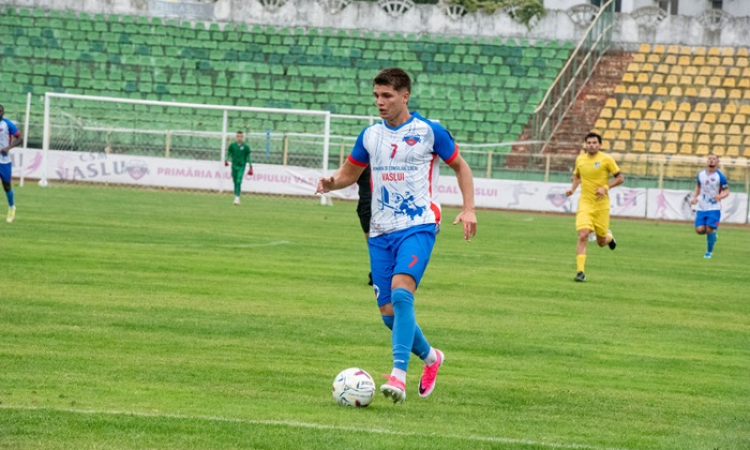 Bogdan Istratie, show total! Hat-trick pentru victoria CSM Vaslui cu Aerostar Bacău