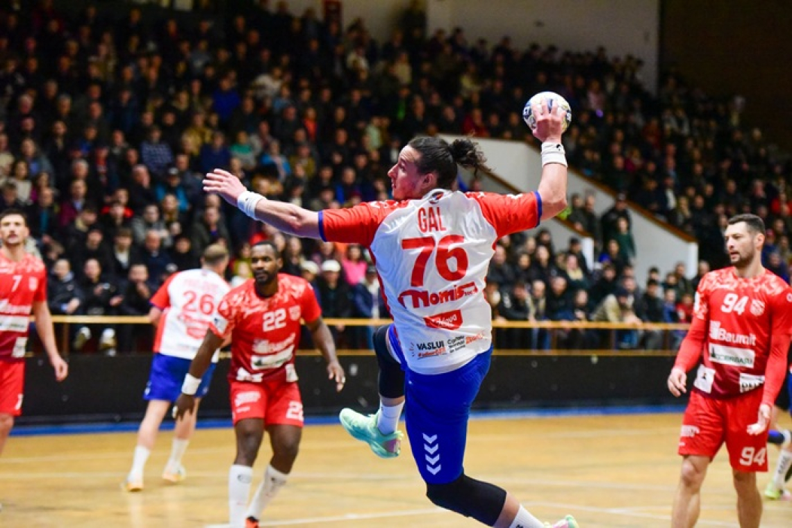 CSM Vaslui, învinsă de campioana Dinamo București. Absența lui Dragoș Hanțaru, resimțită de echipa vasluiană