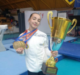 Miriam Giușcă, triplă campioană națională! Gimnasta din Bârlad a cucerit trei medalii de aur la Campionatul Național